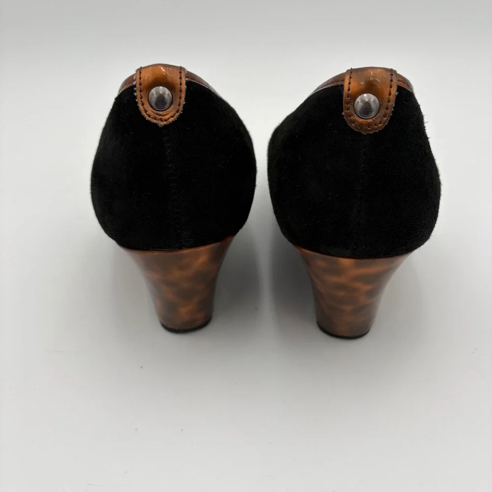 Eurosoft Black Suede Wedge Heels with Chain Detail Women's Size‎ 8M